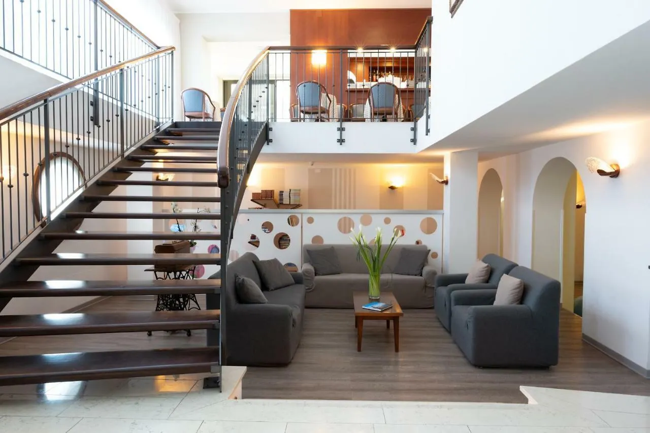 Hotel Nettuno Καόρλε